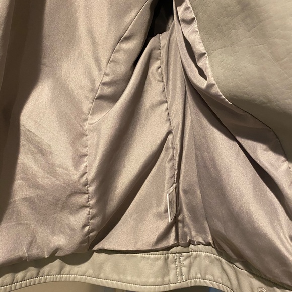 Jacket - Picture 7 of 9